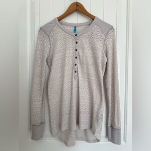 Kuhl Women's Grey Fair Isle Waffle Knit Thermal Henley Shirt Top Size Small